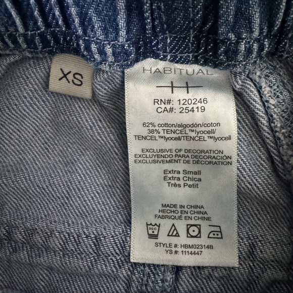 Habitual Drawstring Cropped Barrel Jean - Picture 4 of 4